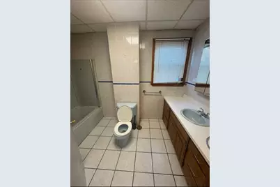 337 Columbia Street #2R, Fall River, MA 02721 - Photo 5