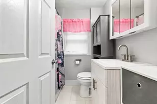 81 Beech St, New Bedford, MA 02740 - Photo 11