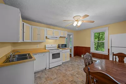 10 Tilbury St, Worcester, MA 01603 - Photo 11