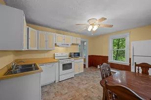 10 Tilbury St, Worcester, MA 01603 - Photo 11