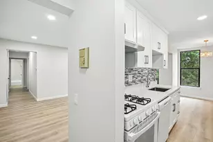 2 Shrewsbury Green Dr, Shrewsbury, MA 01545 - Photo 17