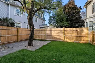 9 Perrin St, Boston, MA 02119 - Photo 5