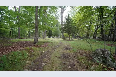 351 Towne St, North Attleboro, MA 02760 - Photo 23