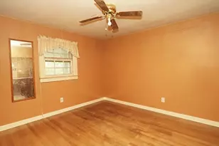 351 Towne St, North Attleboro, MA 02760 - Photo 13