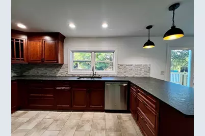 308 Boutelle St, Fitchburg, MA 01420 - Photo 9