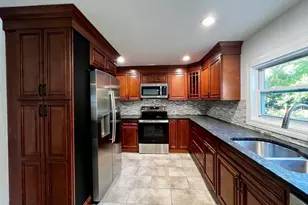 308 Boutelle St, Fitchburg, MA 01420 - Photo 7