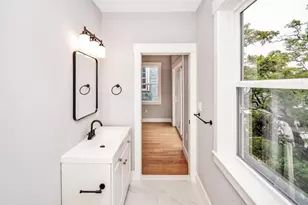 5 Glenburne St, Boston, MA 02121 - Photo 9