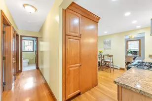 20 Paragon Rd, Boston, MA 02132 - Photo 9