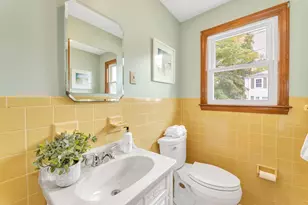20 Paragon Rd, Boston, MA 02132 - Photo 21