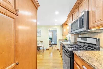 20 Paragon, Boston, MA 02132 - Photo 9