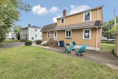 20 Paragon Rd, Boston, MA 02132 - Photo 33