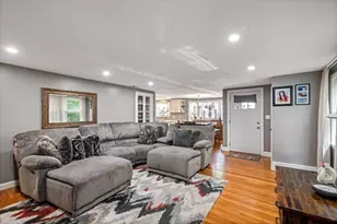 52 Burpee Rd, Swampscott, MA 01907 - Photo 9