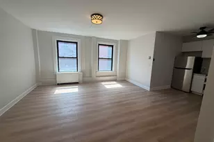140 Chestnut St, Springfield, MA 01103 - Photo 1