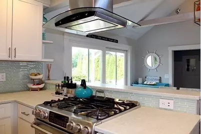 55 Memorial Dr, Salem, MA 01970 - Photo 13
