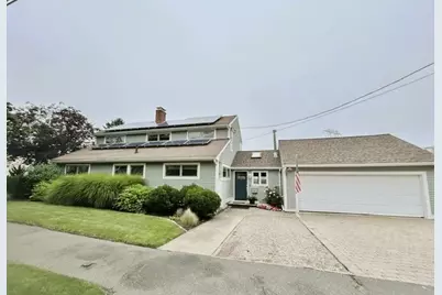 55 Memorial Dr, Salem, MA 01970 - Photo 3