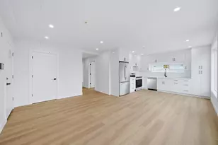 4164 Washington St, Boston, MA 02131 - Photo 13