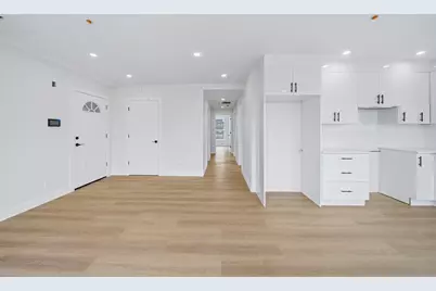 4164 Washington St #9, Boston, MA 02131 - Photo 21