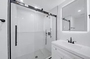 4164 Washington St, Boston, MA 02131 - Photo 35