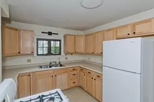 57 Woods, Holyoke, MA 01040 - Photo 9