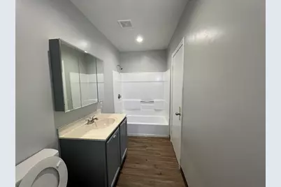 1263-1265 Pleasant St #8, Fall River, MA 02723 - Photo 5