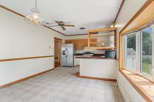 42 Marlboro St, Worcester, MA 01604 - Photo 9