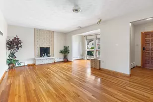 42 Marlboro St, Worcester, MA 01604 - Photo 3