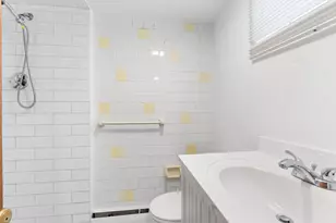 42 Marlboro St, Worcester, MA 01604 - Photo 21