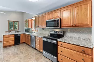 99 Keene St, Brockton, MA 02301 - Photo 27