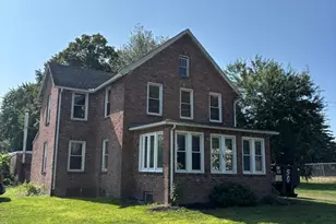 456 Granby Rd, South Hadley, MA 01075 - Photo 1