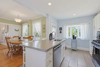 2 Dearborn Ave, Beverly, MA 01915 - Photo 21