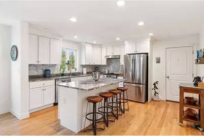 380 N Wheaton Ave, Seekonk, MA 02771 - Photo 15