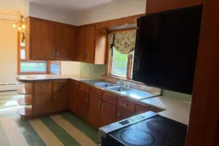 439 Lowell St, Andover, MA 01810 - Photo 3