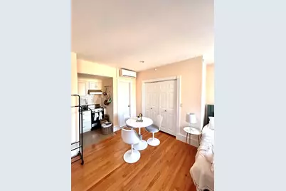 105 Pinckney St #7, Boston, MA 02114 - Photo 1