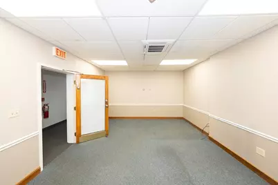 482 Southbridge Street #210, Auburn, MA 01501 - Photo 7