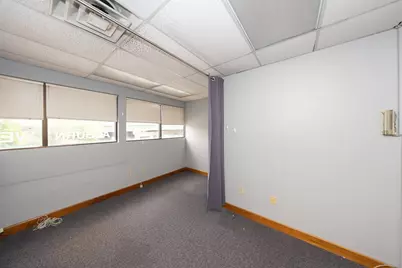 482 Southbridge Street #213, Auburn, MA 01501 - Photo 3