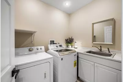 4 Iroquois Ln, Wilbraham, MA 01095 - Photo 21
