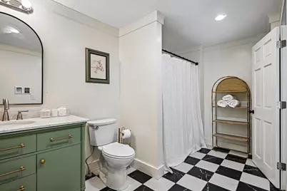 254 Russell St, Woburn, MA 01801 - Photo 19