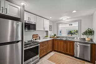 254 Russell St, Woburn, MA 01801 - Photo 13