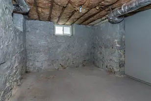 18 Kittredge St, Boston, MA 02131 - Photo 15