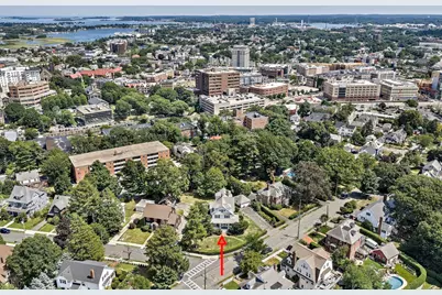 34 Avon Way, Quincy, MA 02169 - Photo 5