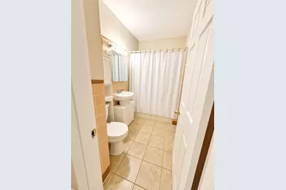 81 Fellsway W, Medford, MA 02155 - Photo 7