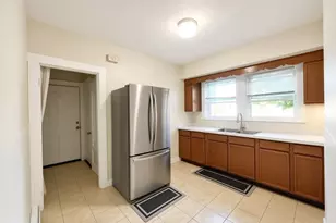 81 Fellsway W, Medford, MA 02155 - Photo 5