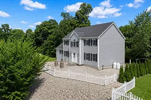 3 Moore Dr, Millbury, MA 01527 - Photo 3