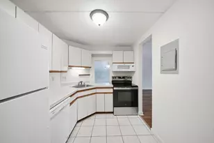 100 High St, Medford, MA 02155 - Photo 17