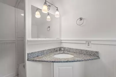 855 Commonwealth Ave, Newton, MA 02459 - Photo 23