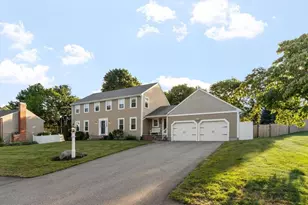 4 Lantern Ln, Shrewsbury, MA 01545 - Photo 3