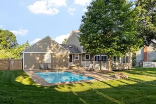 4 Lantern Ln, Shrewsbury, MA 01545 - Photo 5