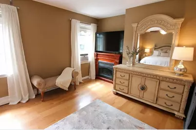 9 Zamora St, Saugus, MA 01906 - Photo 25