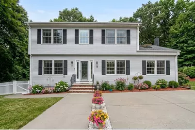 9 Zamora St, Saugus, MA 01906 - Photo 1