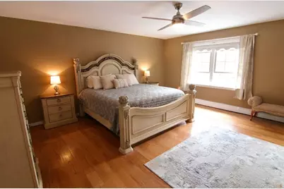9 Zamora St, Saugus, MA 01906 - Photo 15